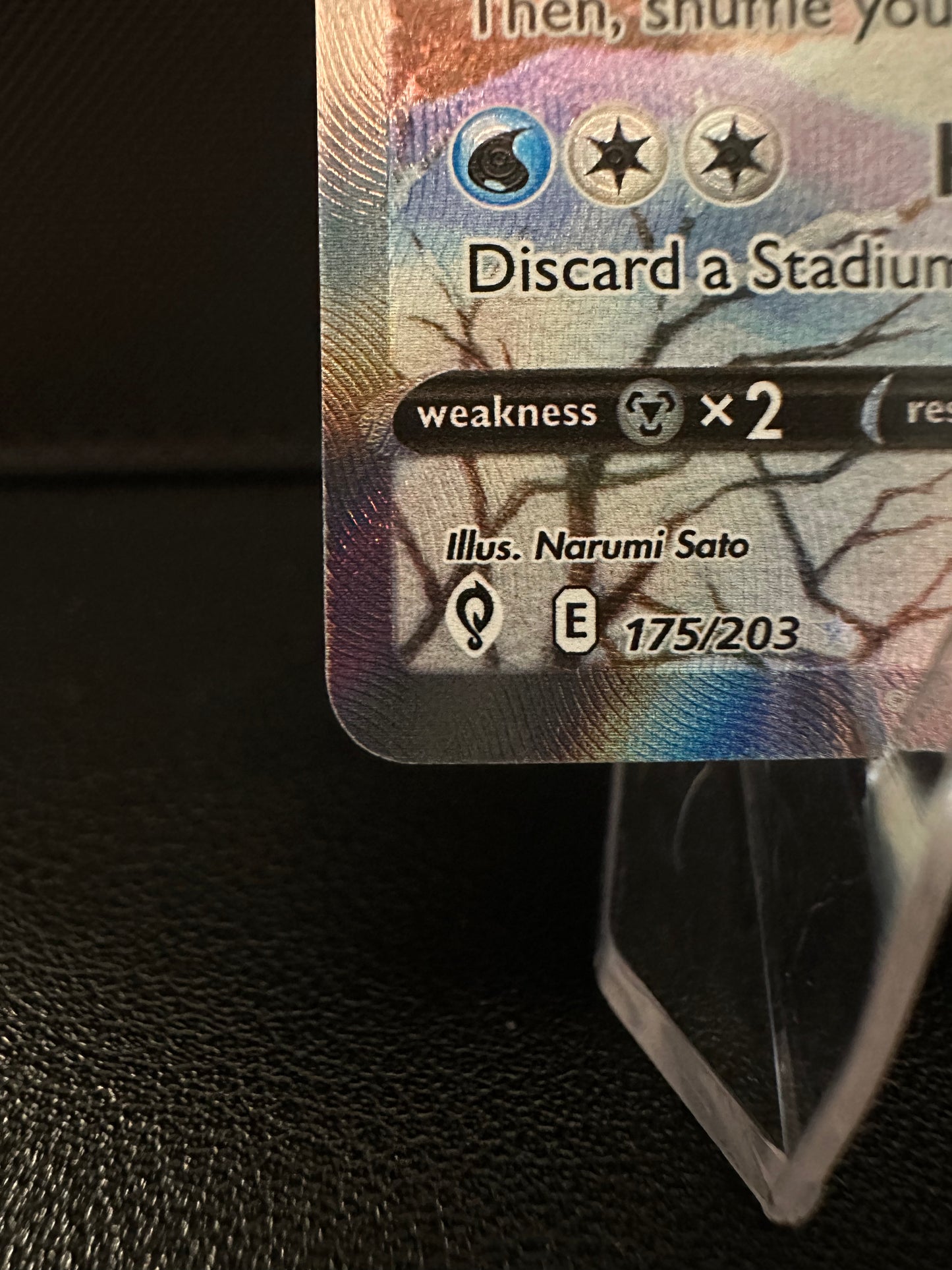 Glaceon V - 175/203